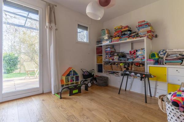 Maison 7 pièces 160 m2 1200 de Terrain