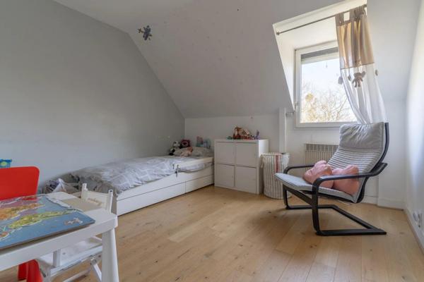 Maison 7 pièces 160 m2 1200 de Terrain