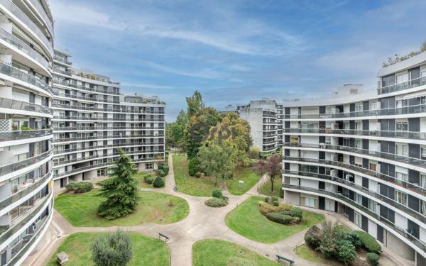 Appartement à vendre    5 pièces • 98,49 m2 Saint-Maurice