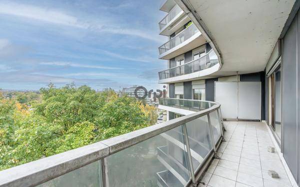 Appartement à vendre    5 pièces • 98,49 m2 Saint-Maurice