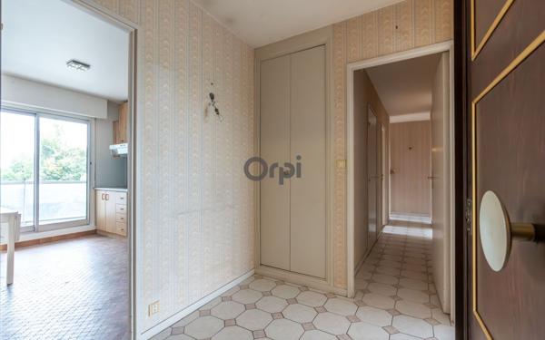 Appartement à vendre    5 pièces • 98,49 m2 Saint-Maurice