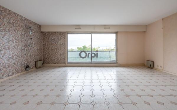 Appartement à vendre    5 pièces • 98,49 m2 Saint-Maurice