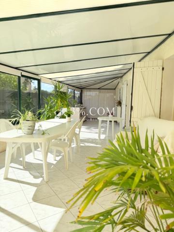 Maison 5 pièce(s) 3 chambre(s) 118 m²