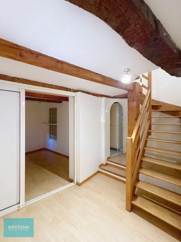 Appartement T2 en duplex Saint-Maximin avec garage de 22 m².
