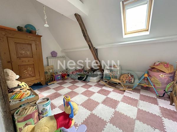 A vendre - Chaumont En Vexin CENTRE - Maison de ville avec jardin privatif / 3 chambres / 90 m² habitables