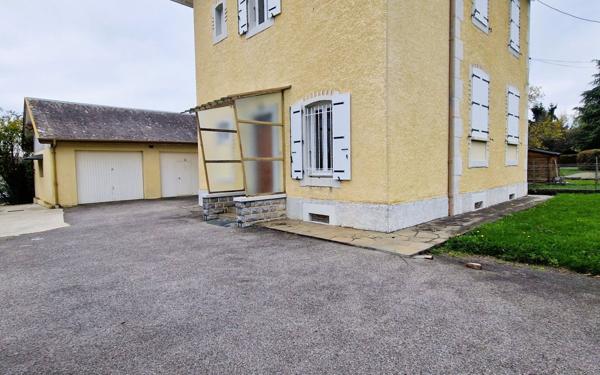 Maison à louer    6 pièces •  Cruseilles