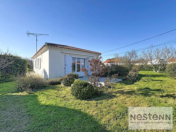 Charmante maison des années 70 à vendre à Challans - 5 pièces, grand terrain