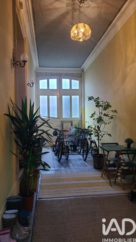 Maison à vendre 9 pièces 259 m² Saumur