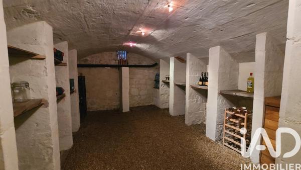 Maison à vendre 9 pièces 259 m² Saumur