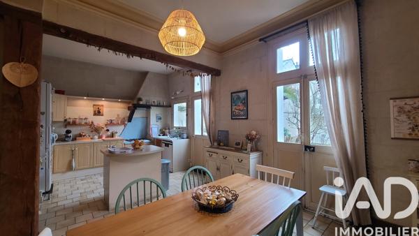 Maison à vendre 9 pièces 259 m² Saumur