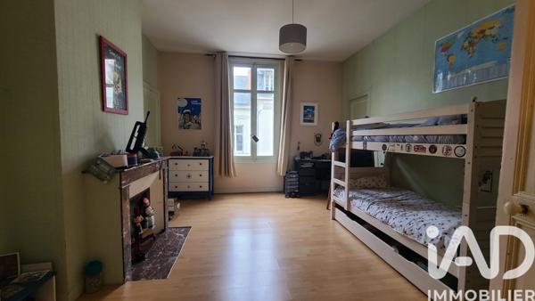 Maison à vendre 9 pièces 259 m² Saumur