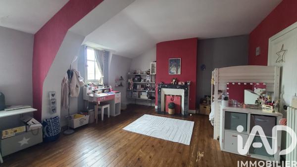 Maison à vendre 9 pièces 259 m² Saumur