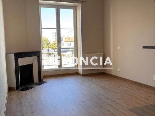 Location Studio 25.69 m² - Pau 64000