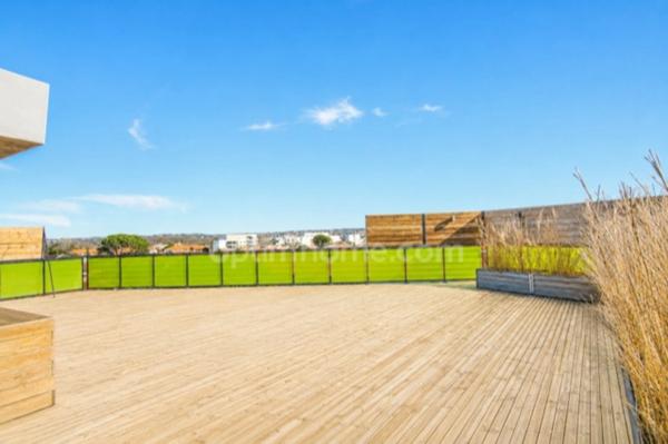 A VENDRE APPARTEMENT T4 DERNIER ETAGE AVEC TERRASSE EXCEPTIONNELLE DE 150M²