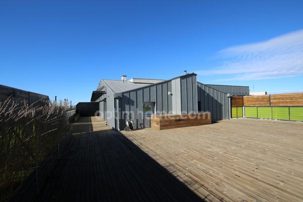 A VENDRE APPARTEMENT T4 DERNIER ETAGE AVEC TERRASSE EXCEPTIONNELLE DE 150M²