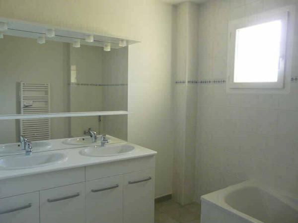 Location Maison 4 pièces Le Pont-de-Beauvoisin 38480 à la location