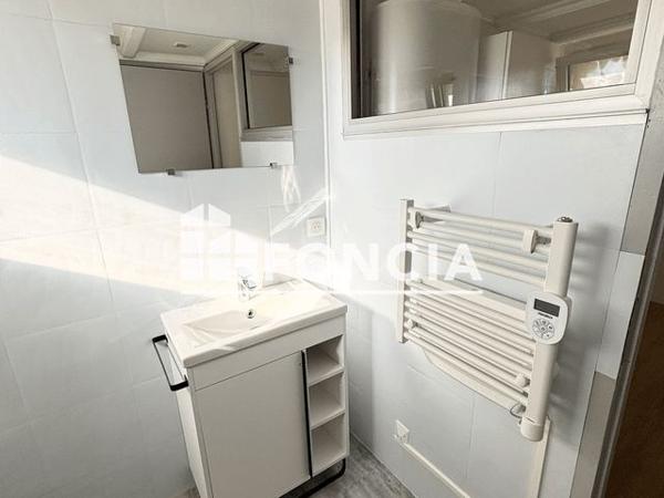 Location Appartement 2 pièces 31 m² - 12 CHEMIN DE BEL AIR Malissard 26120