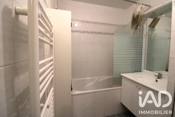 Appartement à vendre 2 pièces 41,87 m² Saint-Denis