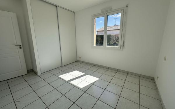 Maison à vendre    5 pièces •  Narrosse