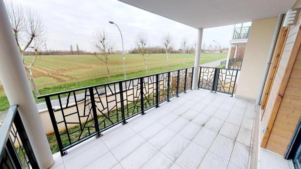Location                                                      Appartement
                        
                     3 pièces                      72 m2                     à Le Coudray