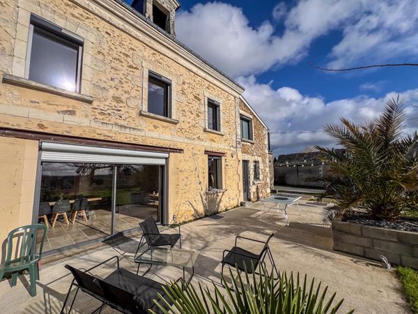 Terranjou - Chavagnes - maison ancienne rénovée avec 4 chambres, dépendances et jardin à seulement 15 minutes de Brissac-Quincé.