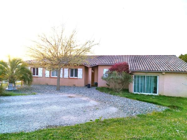 Maison L Isle Jourdain 5 pièce(s) 145m2
