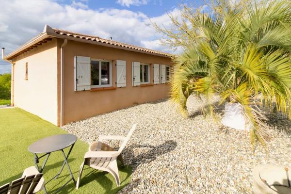 Maison L Isle Jourdain 5 pièce(s) 145m2