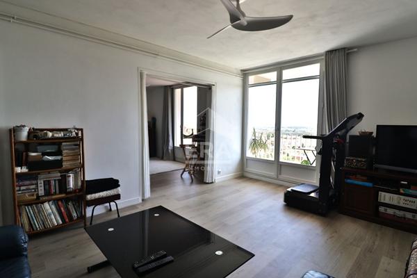 T4 vue panoramique 85m2 Jolimont