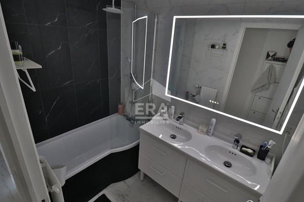 T4 vue panoramique 85m2 Jolimont