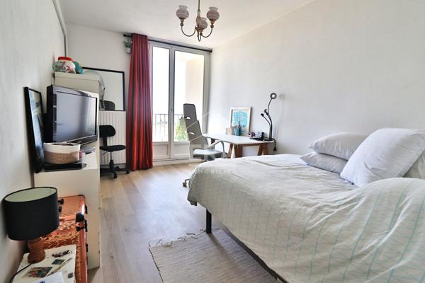 T4 vue panoramique 85m2 Jolimont