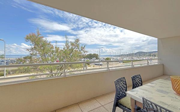 Appartement à vendre    3 pièces • 70,18 m2 Martigues