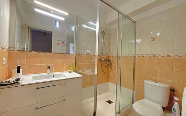 Appartement à vendre    3 pièces • 70,18 m2 Martigues