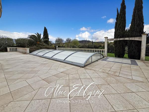Maison Carcassonne 6 pièce(s) 213 m2 sur 2000 m²