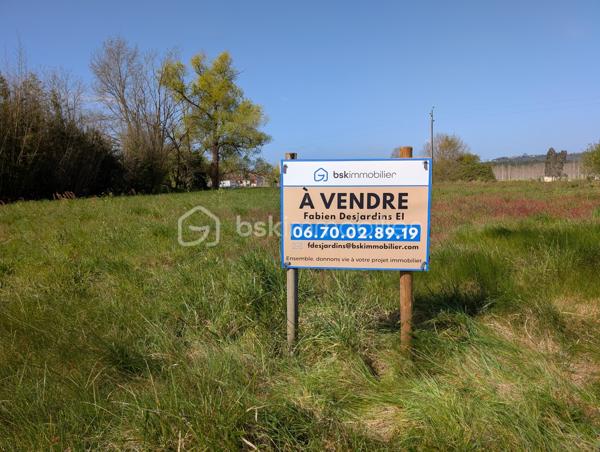 À vendre terrain avec CU de 1 800 m² situé à Grézet-Cavagnan, petit village calme disposant d’une école et d’un terrain multisport.
Emplacement recherché, entre Casteljaloux et Marmande, avec un accès rapide à l’autoroute.
📞 Pour toute information complémentaire, merci de me contacter.