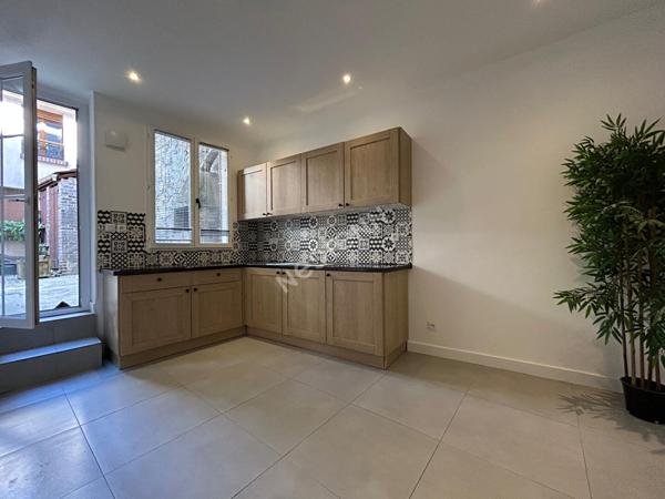 Appartement Pontoise 2 pièce(s) 26.80m2