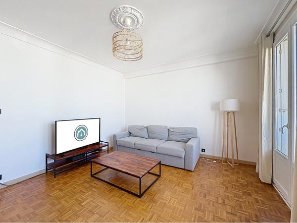 BREST : CHARMANT APPARTMEMENT T4 DE 79 M² AVEC GARAGE