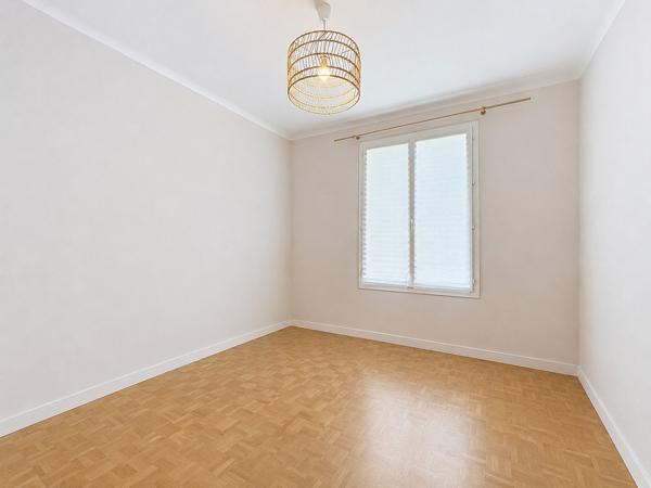 BREST : CHARMANT APPARTMEMENT T4 DE 79 M² AVEC GARAGE