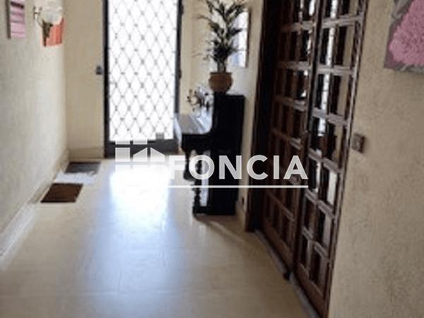 Location Appartement 3 pièces 87.6 m² - La Rochefoucauld 16110