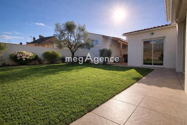 Maison à LES SABLES-D'OLONNE, 85100 - 6 pièces 133m²