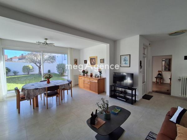 Maison à LES SABLES-D'OLONNE, 85100 - 6 pièces 133m²