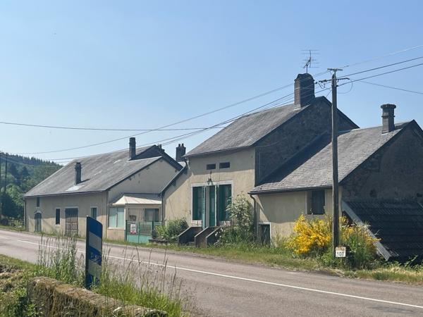 Ensemble immobilier 137m2 avec dépendance et terrain 50 000 €
