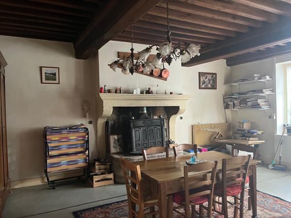 Ensemble immobilier 137m2 avec dépendance et terrain 50 000 €