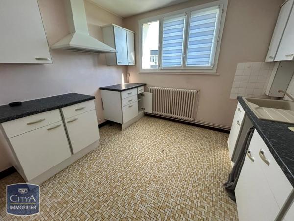 Appartement à louer 4 pièces 71m² Bourges (18000)