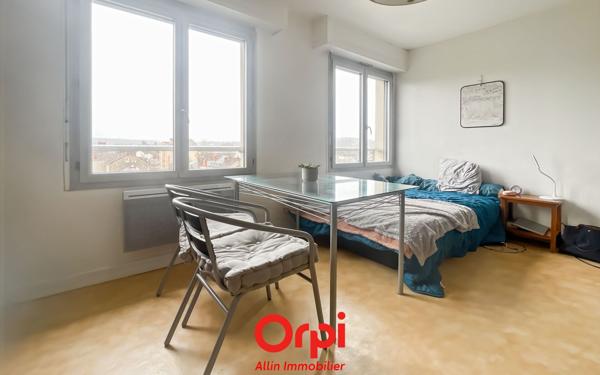 Appartement à vendre    1 pièce • 29 m2 Montluçon