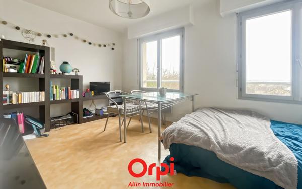 Appartement à vendre    1 pièce • 29 m2 Montluçon