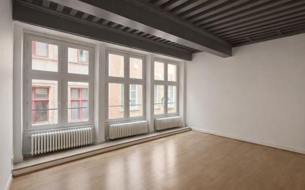 Appartement à vendre    4 pièces • 105,45 m2 Lyon 5