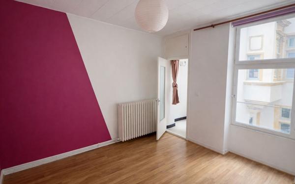 Appartement à vendre    4 pièces • 105,45 m2 Lyon 5
