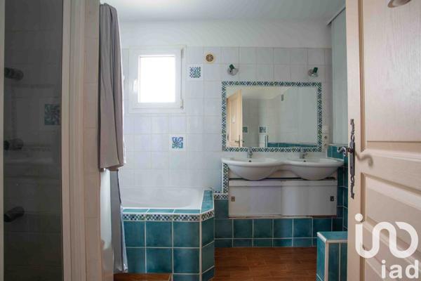 House for sale 5 rooms 150 m² Rochefort-du-Gard