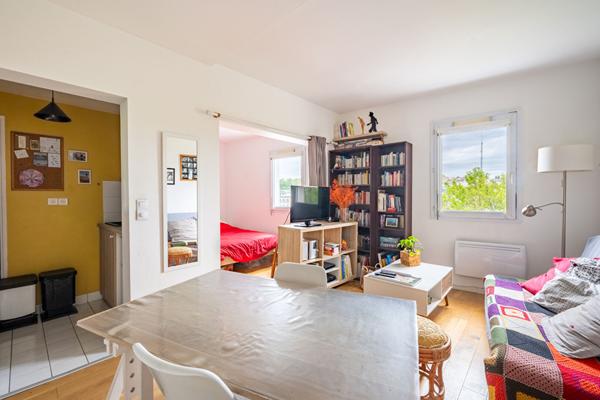 Pontoise Gare, 2 pièces