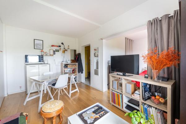 Pontoise Gare, 2 pièces